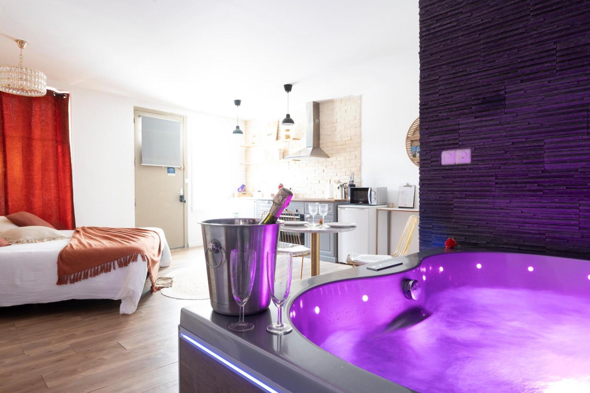Loft Romantique - Spa Privatif - Spa Noctambulles Hyères Eksteriør bilde