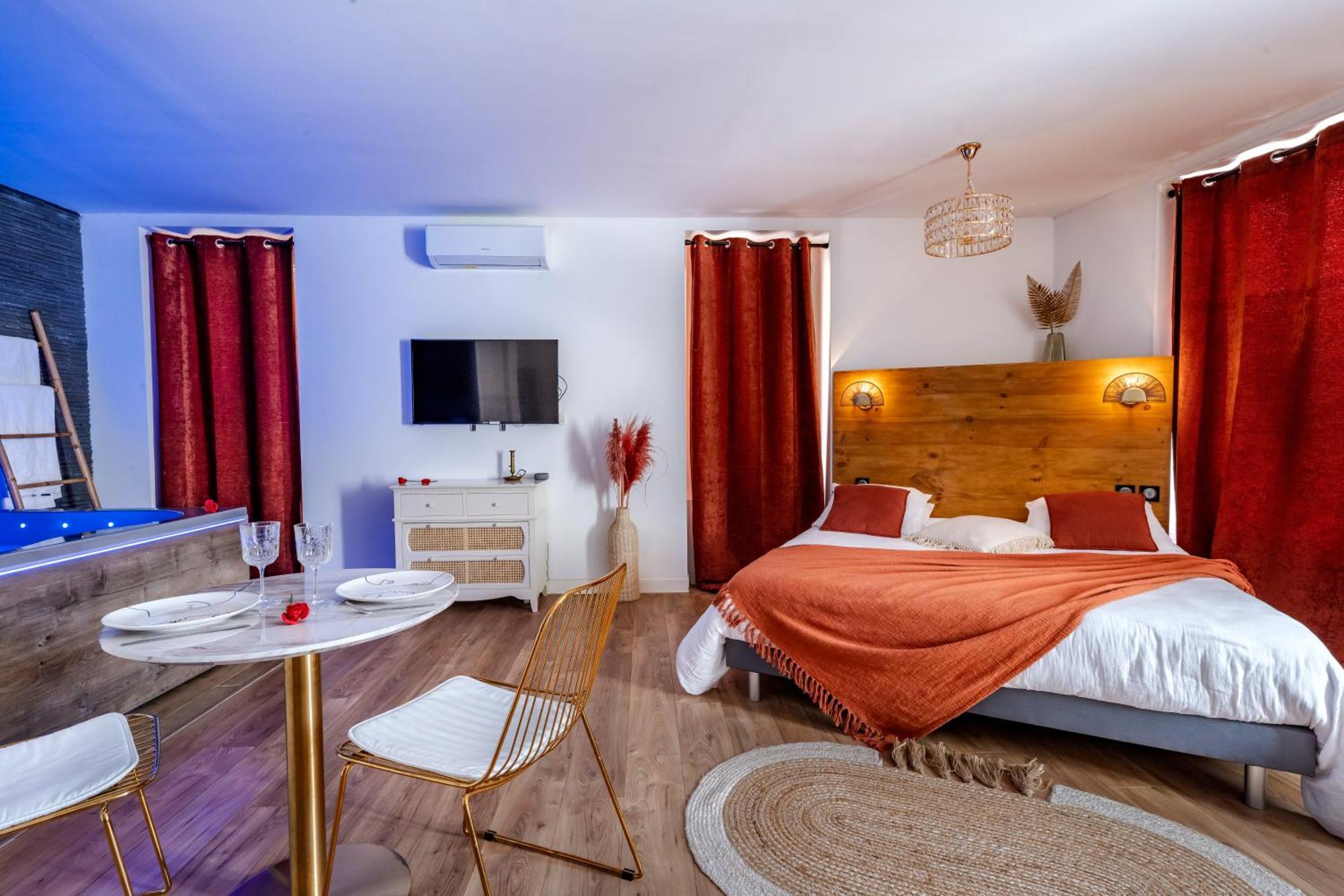 Loft Romantique - Spa Privatif - Spa Noctambulles Hyères Eksteriør bilde